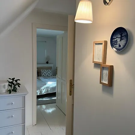 Ko, Es Kavics Vendeghazak