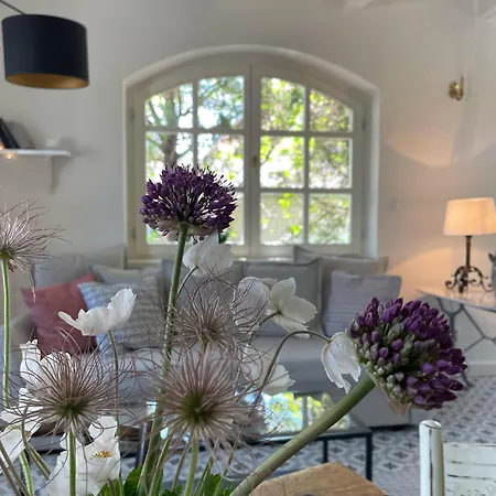 Ko, Es Kavics Vendeghazak * Köveskál