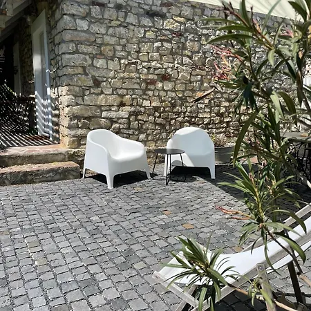 Ko, Es Kavics Vendeghazak *